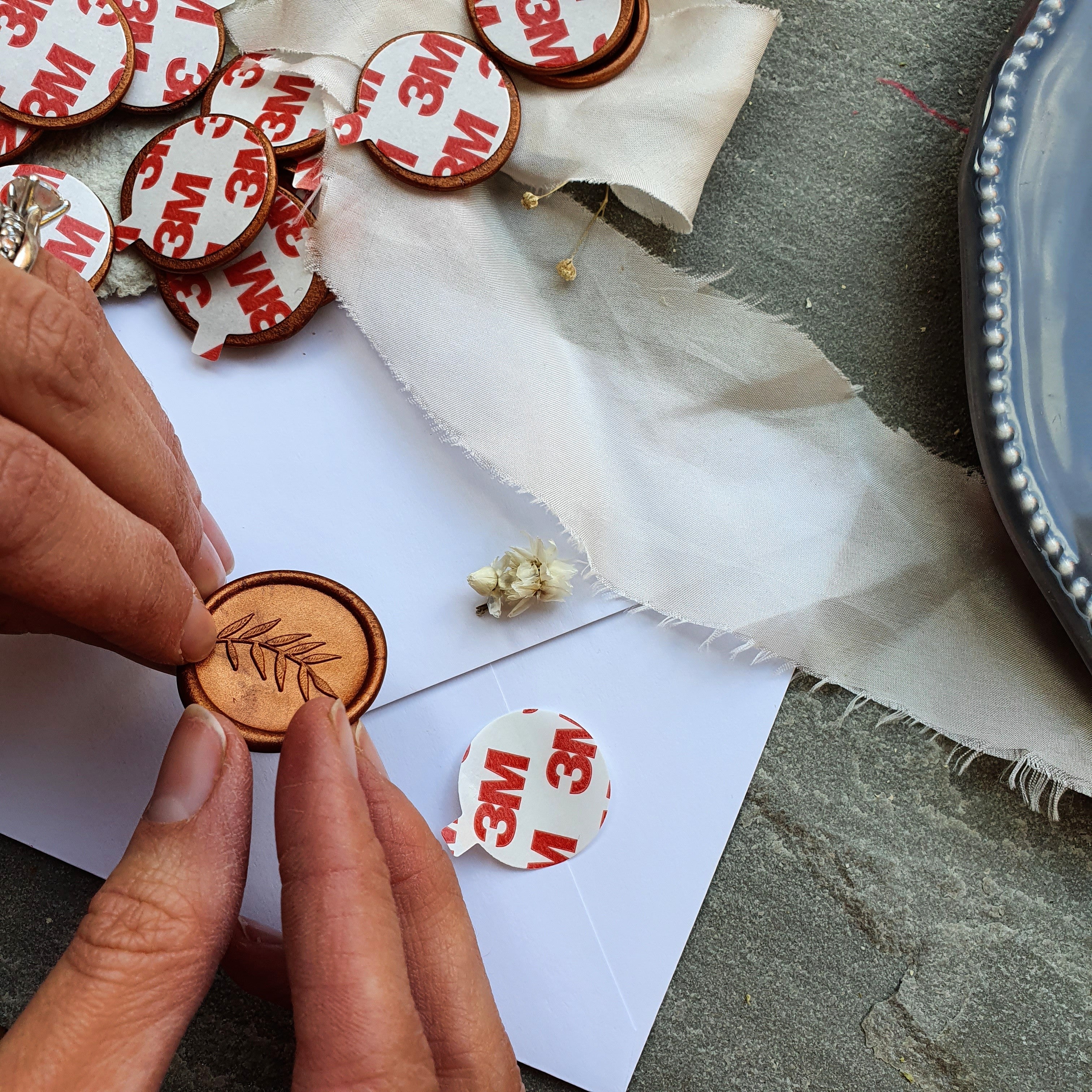 HOW TO make your own peel and seal wax seal sticker with flexible wax! 